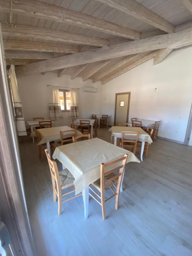 Tenute Venafiorita Loiri Porto San Paolo Kültér fotó
